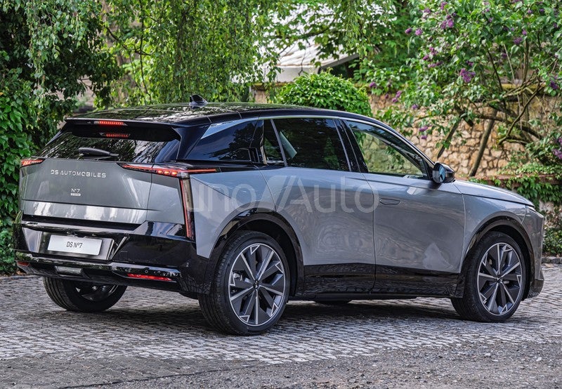 DS Nº7 Hybrid Aut. 145