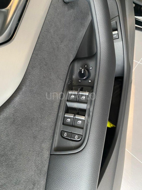Q8 TFSIe Black line quattro tiptronic 290kW