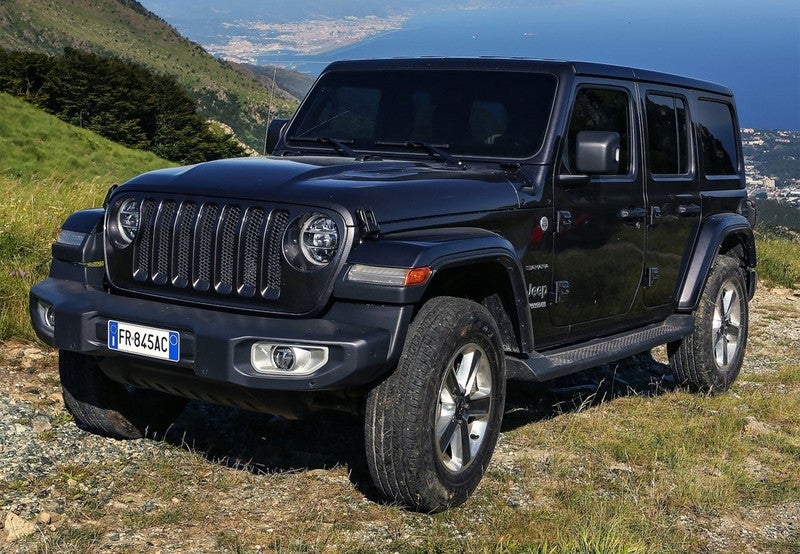 Wrangler Unlimited 2.0T GME Sahara 8ATX