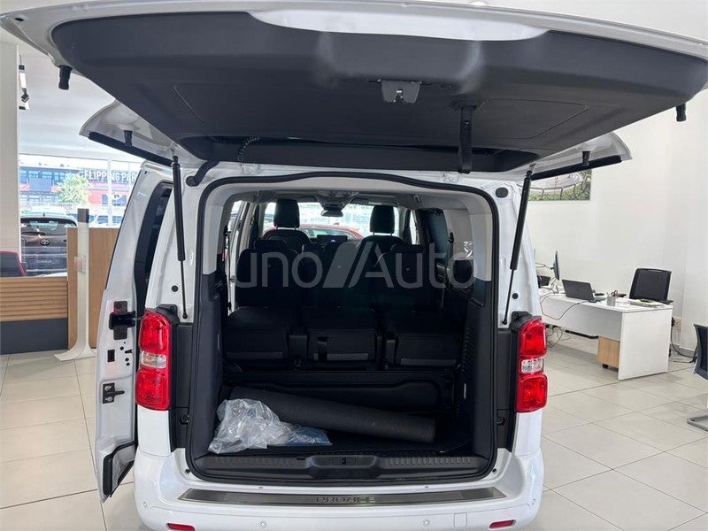 Proace Family L2 2.0D 8pl. Advance 145