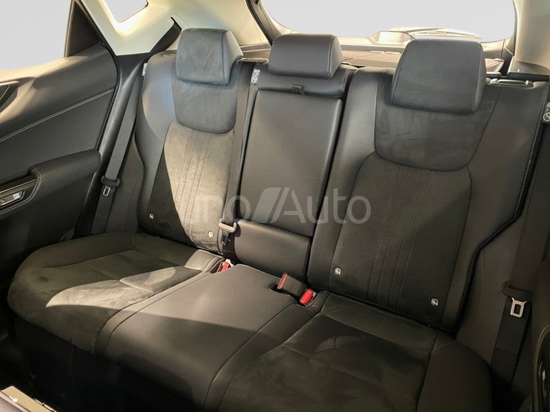 NX 350h Premium 2WD