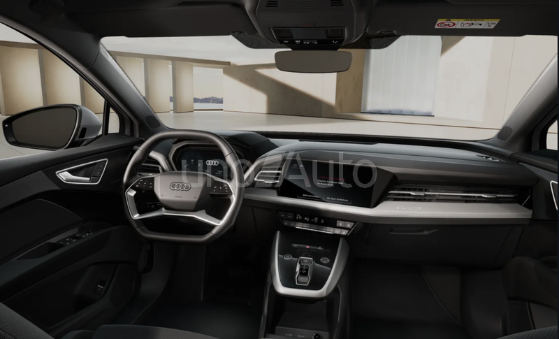 Q4 e-tron 40 Advanced 150kW 63KWh