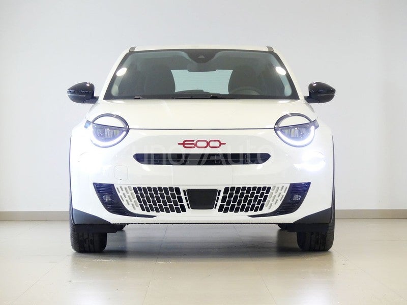 e RED 54kwh 115kw (156cv)