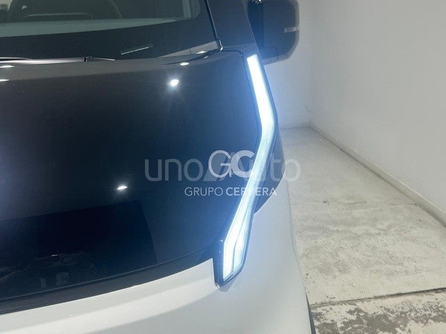 PV5 Passenger L2H1 Long Range Plus