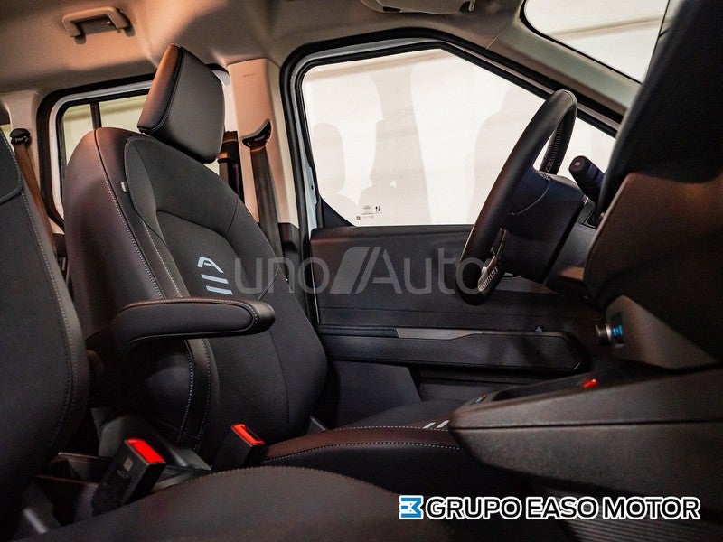 Tourneo Courier 43.6kWh Active