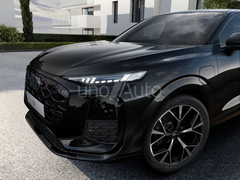Q3 Sportback e-hybrid Black line S tronic 200kW