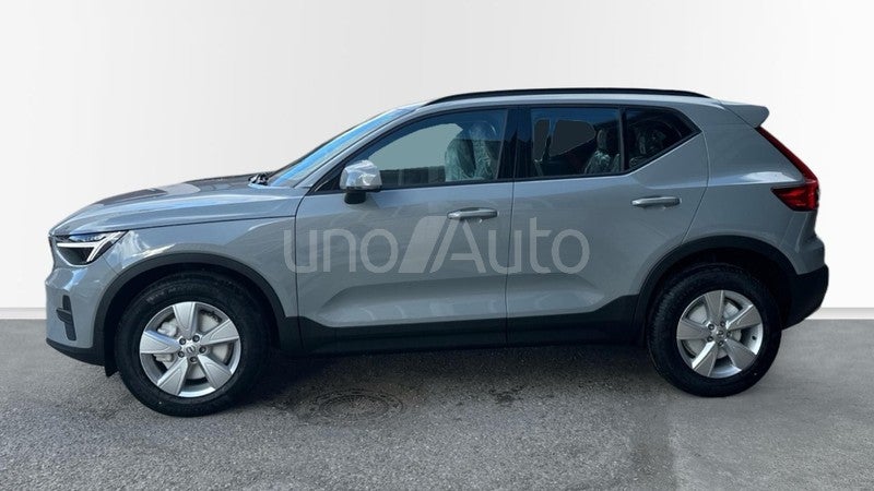 XC40 2.0 B3 MHEV ESSENTIAL DCT 163 5P