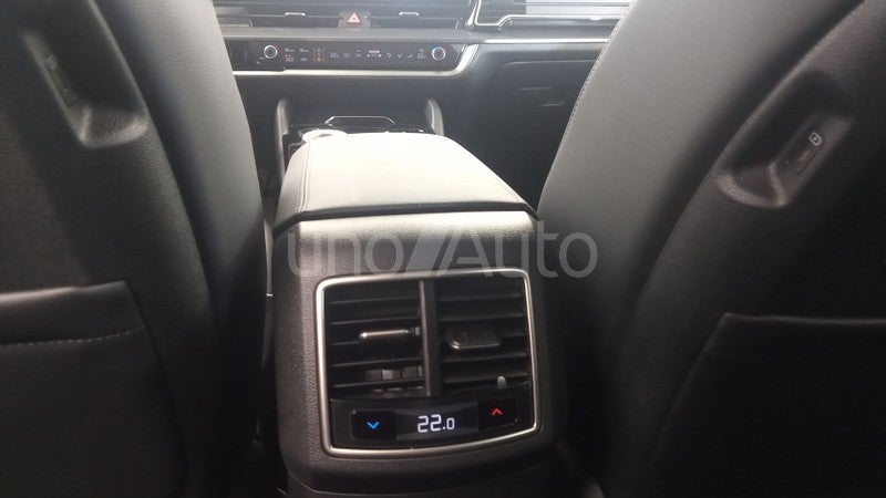 Sportage 1.6 T-GDi HEV Tech 4x4 215