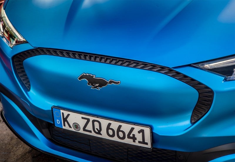 FORD Mustang SUV