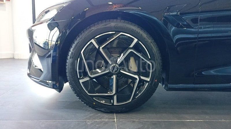 Seal Excellence AWD 390kW