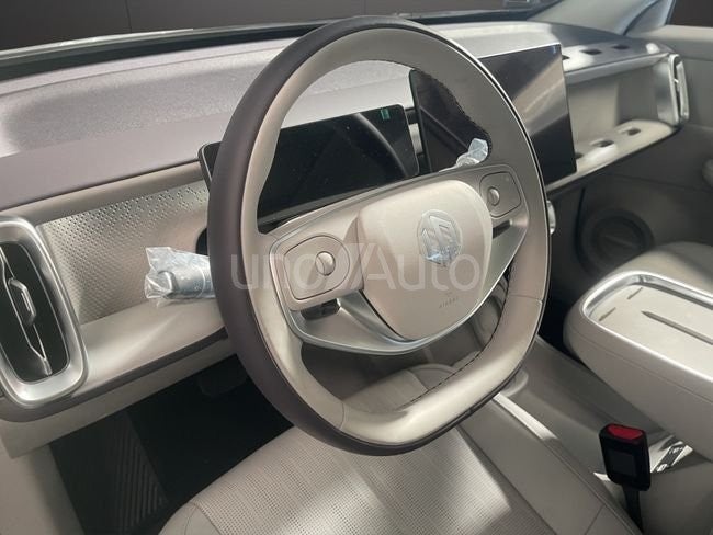 REEV 18.8 kWh Design Auto