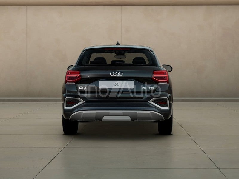 Q2 35 TFSI Advanced S tronic 110kW