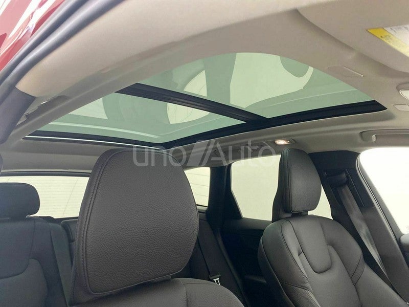 2.0 T6 AWD Recharge Plus Dark Auto