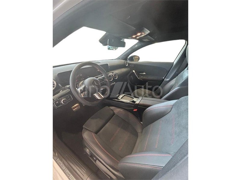 CLASE A 250 e con tecnología híbrida EQ
