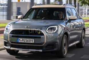 MINI Countryman E Essential