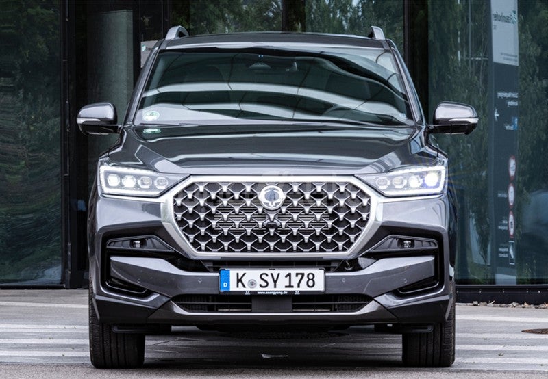 Rexton D22 DTR Pro 4x4 Aut. 5p