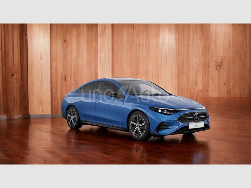 CLA Shooting Brake 180 7G-DCT