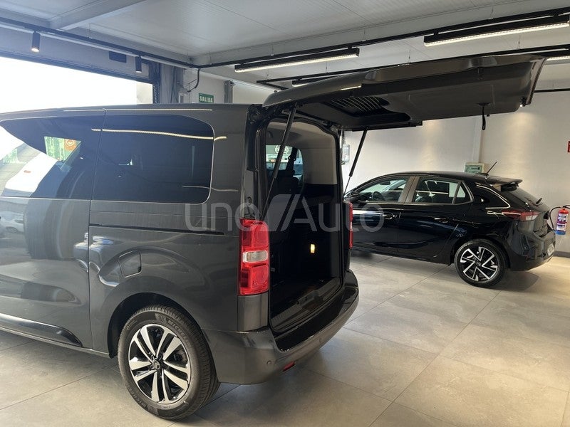 SpaceTourer BlueHDI M Plus EAT8 180