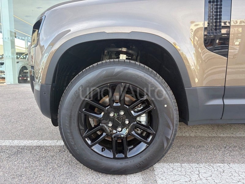Defender 110 3.0D l6 MHEV S AWD Aut. 250