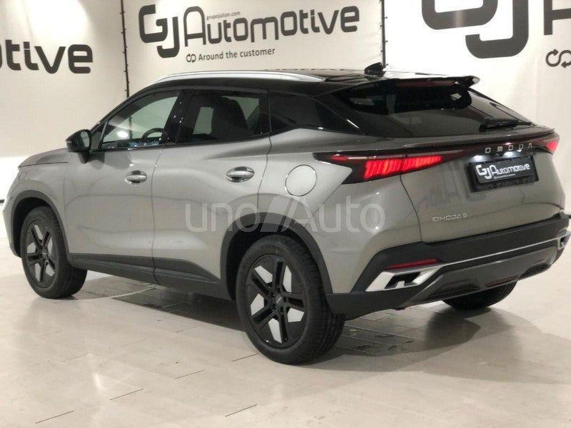MY25 - Premium 1.6 TGDI 108kW (145cv)