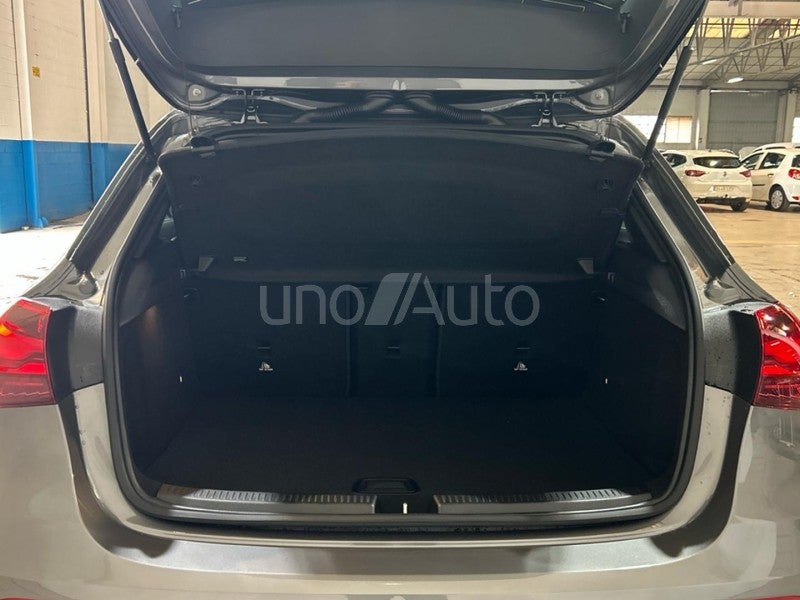 A 250e Progressive Line Advanced 8G-DCT