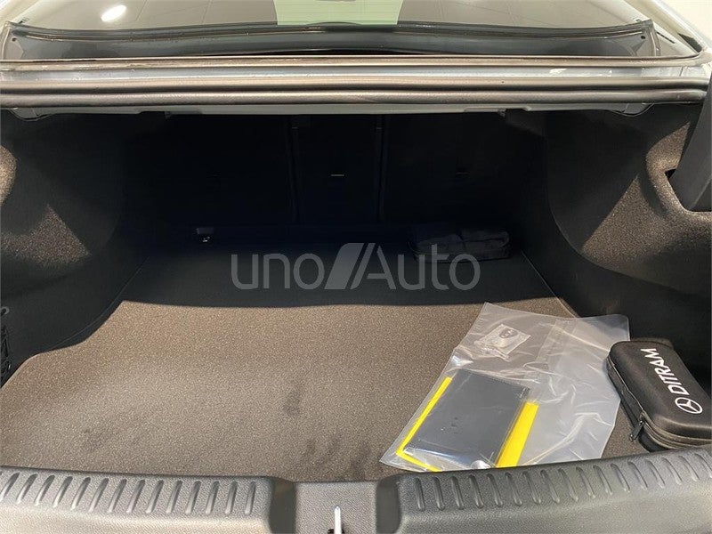 CLASE CLA 220 con tecnología híbrida