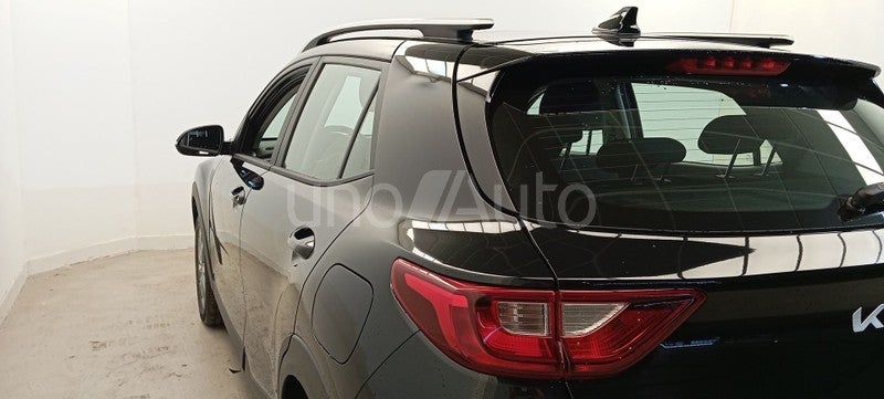 Stonic 1.0 T-GDi MHEV Concept 100
