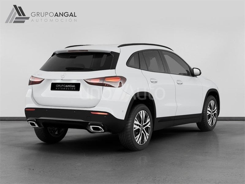 CLASE GLA 200