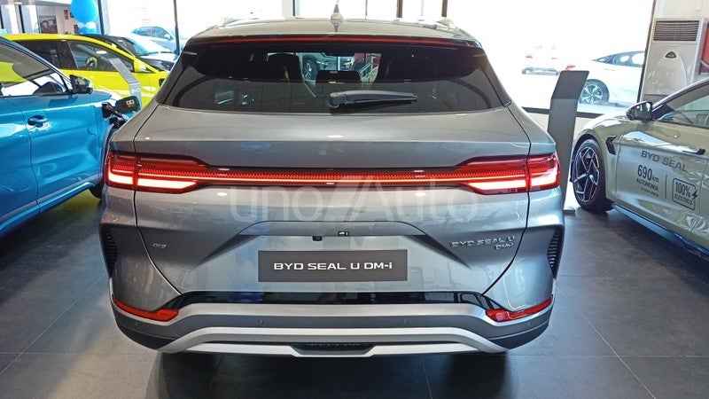 Seal U DM-i Design 238kW 4x4