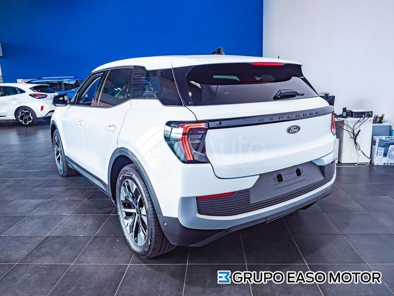 Explorer RWD Rango Estandar Style 52kWh