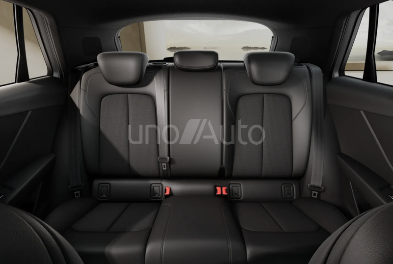 Q2 30 TDI Adrenalin Black edition 85kW