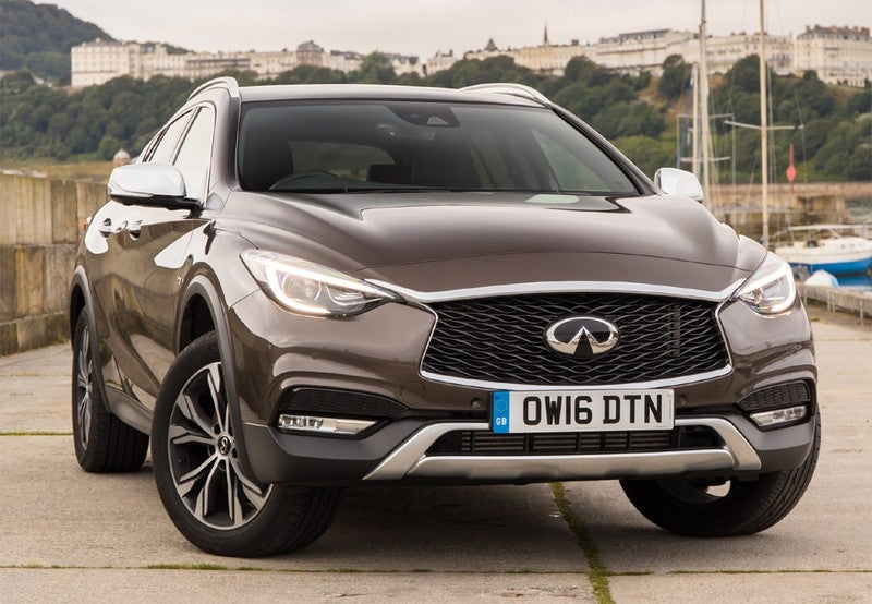 QX30 2.2d Premium AWD 7DCT