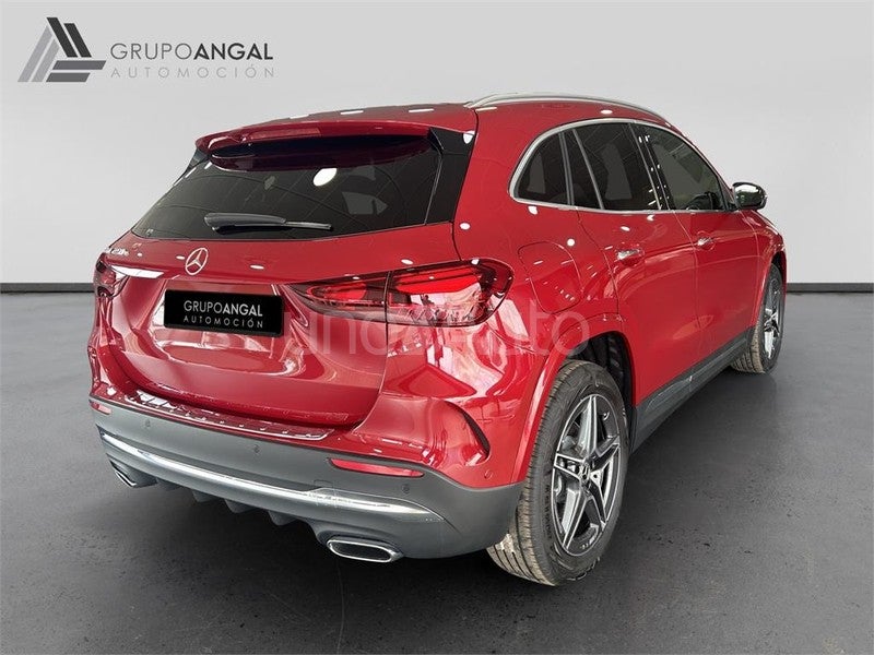 CLASE GLA 250 e con tecnología híbrida EQ