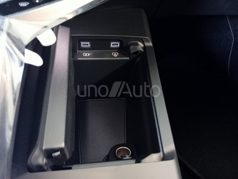 5008 Hybrid 136 GT eDCS6