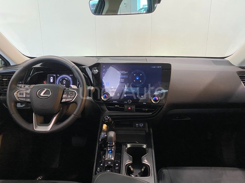 NX 350h Business City 2WD