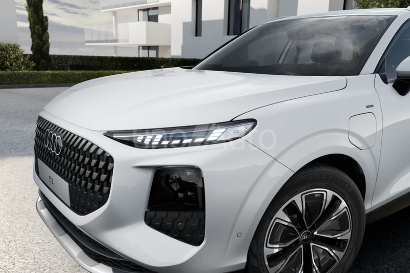 Q3 e-hybrid Advanced S tronic 200kW