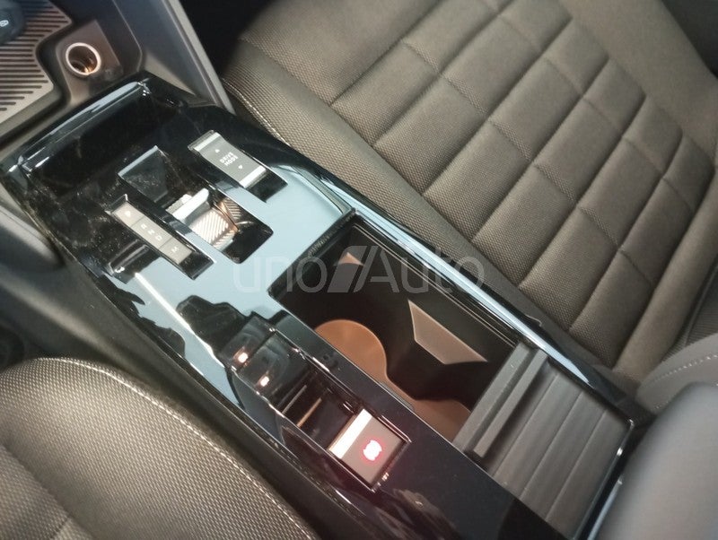 C4 Hybrid Business Edition eDSC6 145