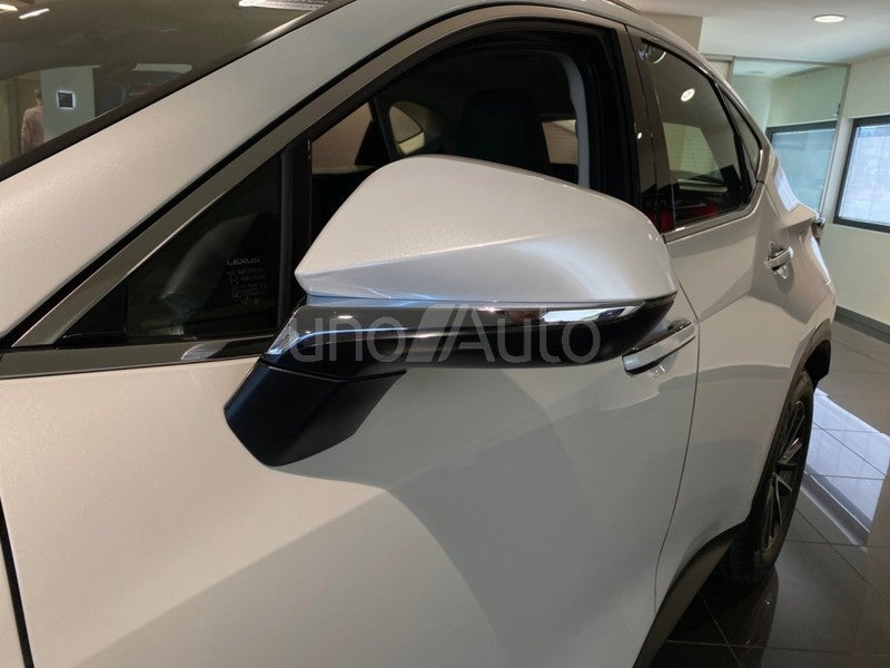 NX 350h Premium 2WD