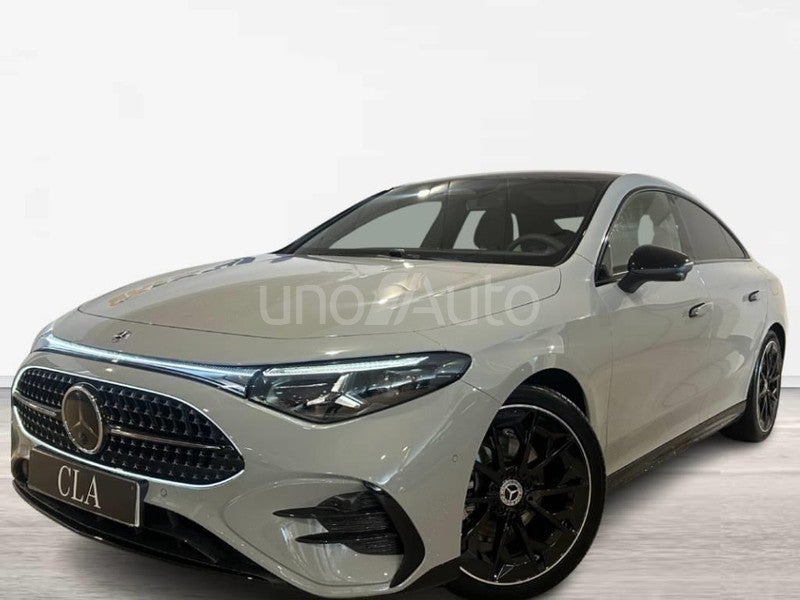 CLASE CLA 180 con tecnología híbrida