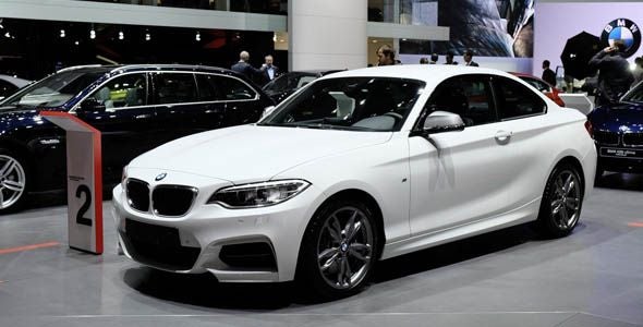 BMW Serie 2 Coupé, disponible desde 29.900 euros BMW Serie 2 Coupé, disponible desde 29.900 euros