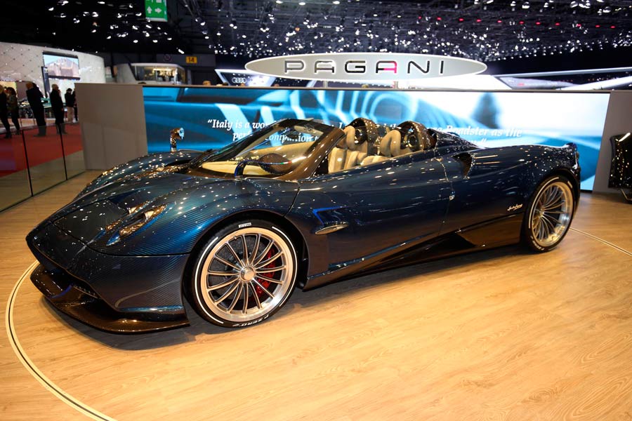 El Pagani Huayra se descapota en Ginebra El Pagani Huayra se descapota en Ginebra