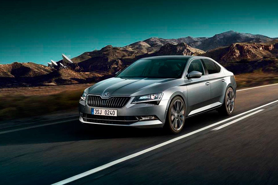 Skoda Superb 2017, más tecnología y seguridad Skoda Superb 2017, más tecnología y seguridad