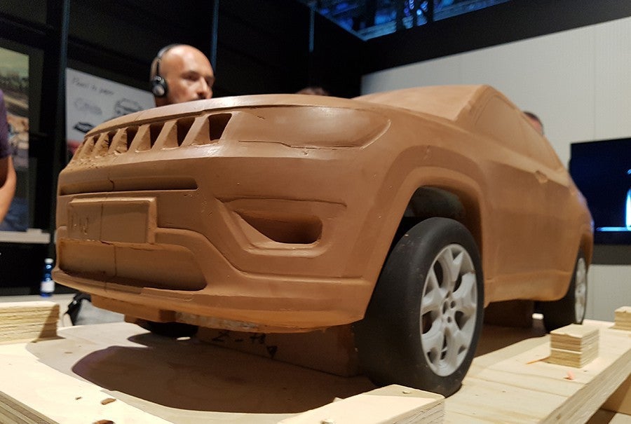 En el diseño del Jeep Compass se ven detalles de otros modelos que lo identifican claramente como un Jeep.