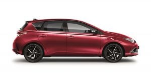 Acabado bicolor en versión familiar del Auris