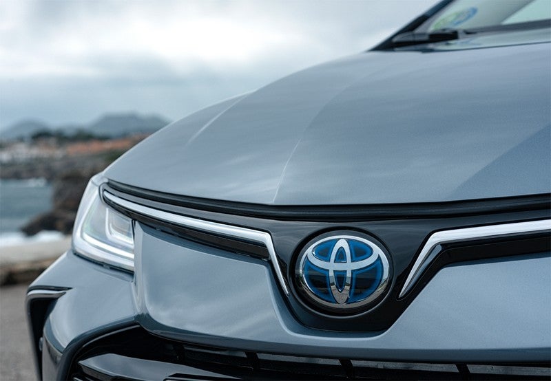 Corolla Sedán 125H Active Tech