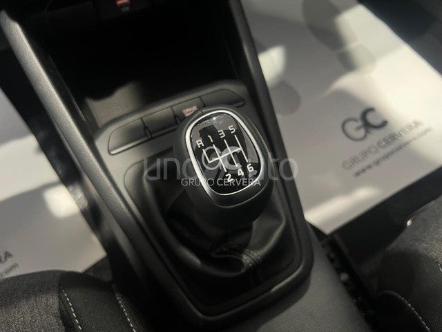 Stonic 1.0 T-GDi MHEV Concept 100