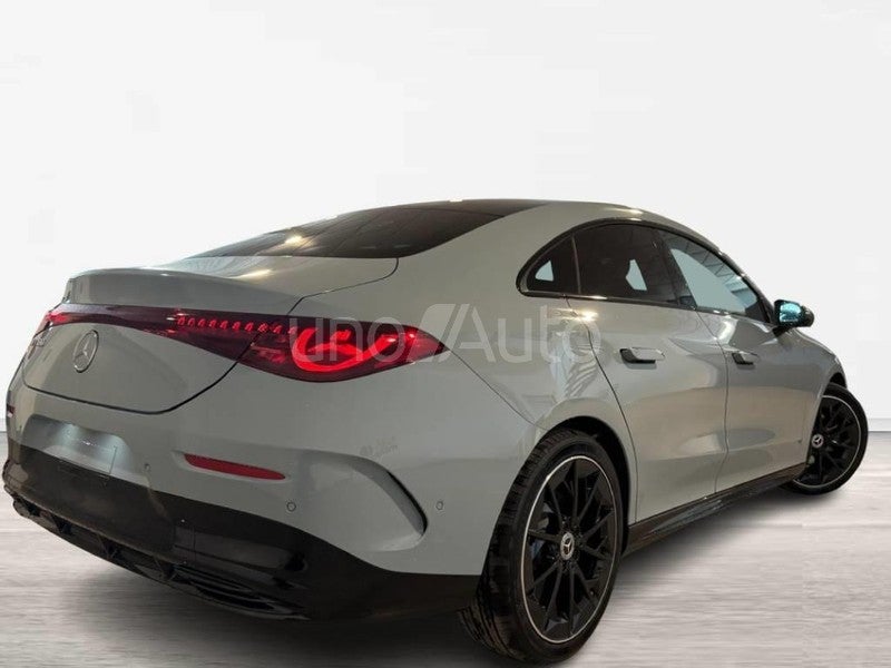 CLASE CLA 180 con tecnología híbrida