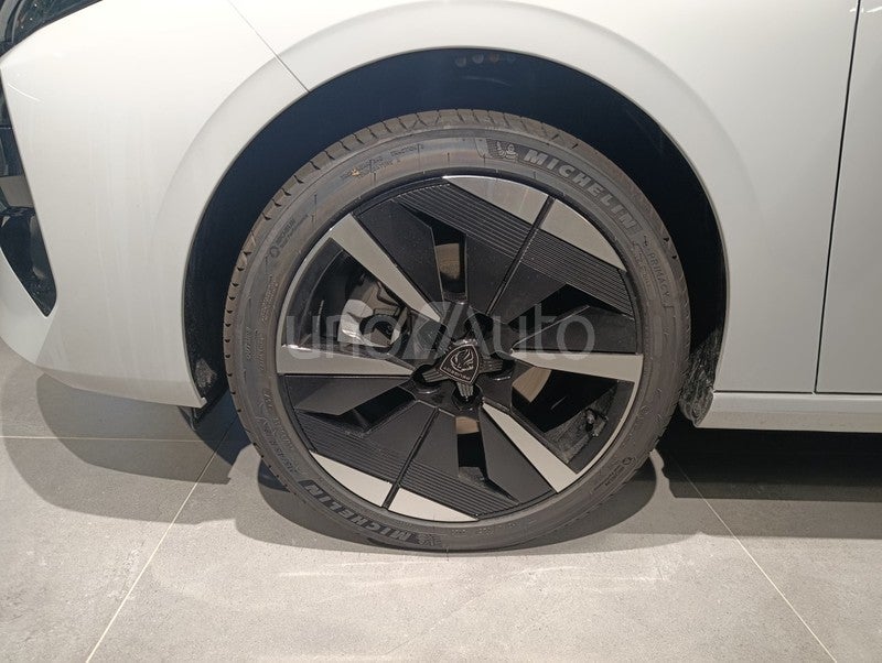 308 Allure Eléctrico 156 115Kw