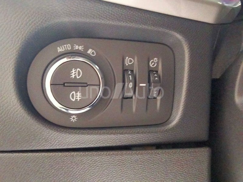 1.2 T 100kW (136 CV) Black Edition