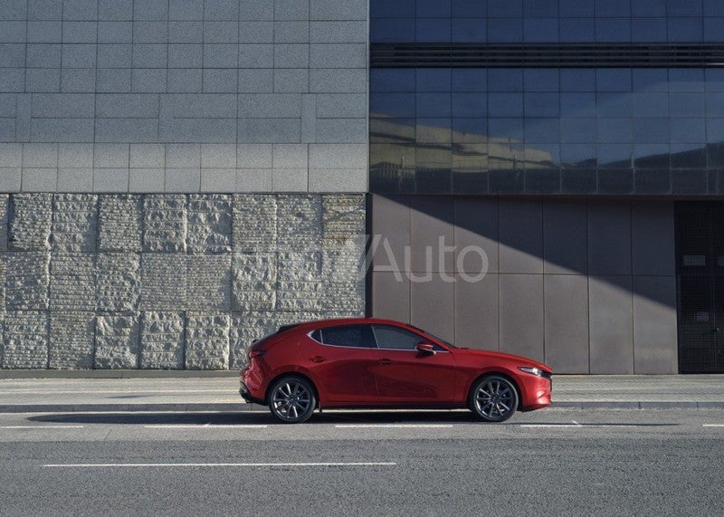 Mazda3 2.5 e-Skyactiv-G Prime-line 103kW